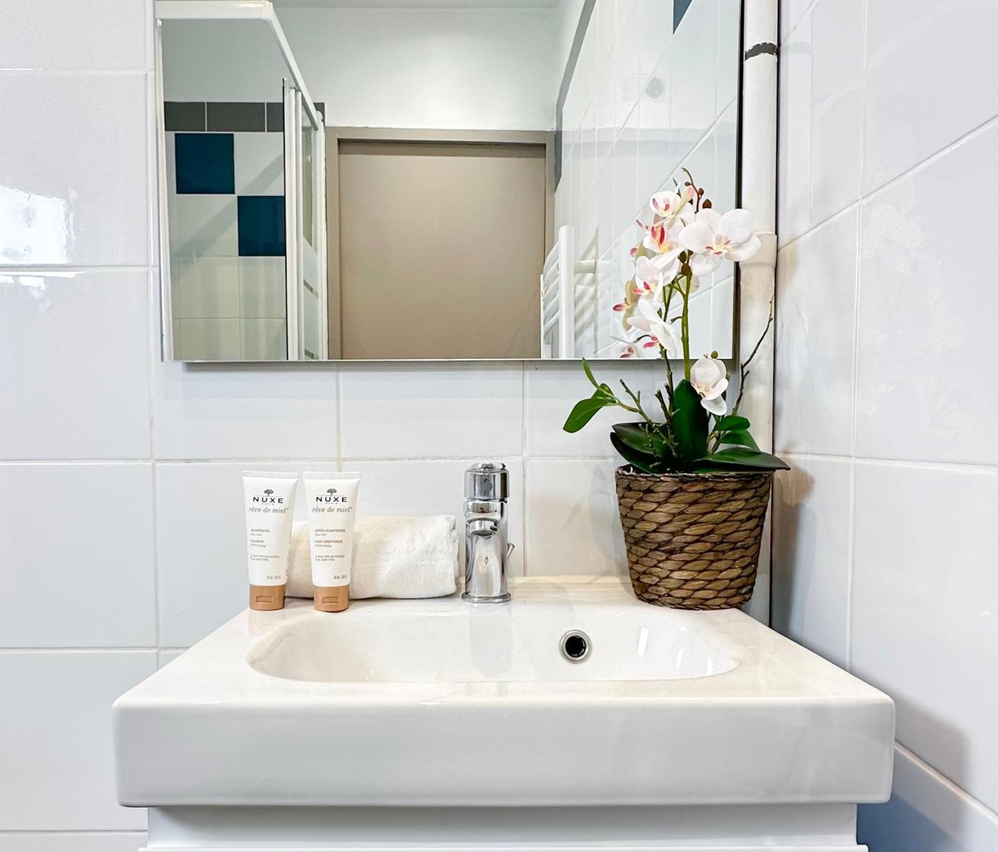 Chic Louvre Apartment Paris Bagian luar foto